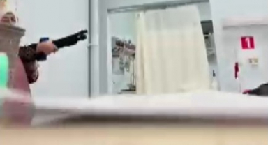 Hastane Çalışanlarını Pompalı Tüfekle Rehin Aldı