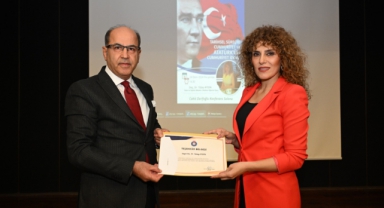 KSÜ’de “Tarihsel Süreçte Cumhuriyet ve Atatürk'ün Cumhuriyet İdeali” Konulu Konferans