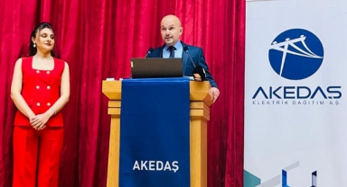 AKEDAŞ Elektrik Dağıtım A.Ş, 24 Kasım Öğretmenler Günü dolayısıyla “Geleceği Aydınlatanlar” adlı etkinlik düzenledi