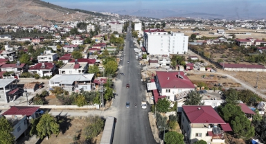 Büyükşehir Belediyesinden Türkoğlu'nda Yol Yatırımları