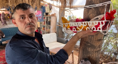 Depremde Enkazdan Çıkarılan Eşyaların Sergilendiği Alanın Gelecek Nesillere Aktarılmasını İstiyor