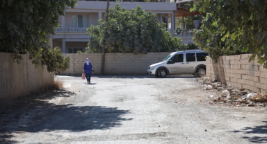 Türkoğlu İlçesinde Vatandaşlar Bozuk Yollardan Şikayetçi