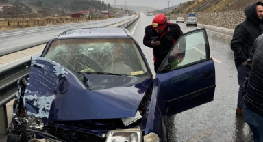 Kahramanmaraş'ta Minibüsle Otomobil Çarpıştı: 4 Yaralı