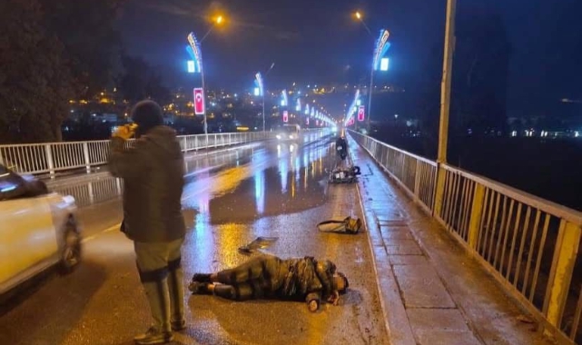 Vicdansız Sürücü Çarptığı Kadın ve Adamı Ölüme Terk Etti
