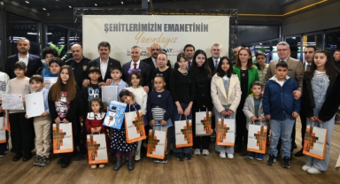 Kahramanmaraş'ta Şehit Çocuklarının Karne Sevincine Ortak Olundu