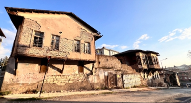Kahramanmaraş'taki Tarihi Evler Restorasyon Bekliyor