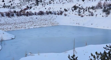 Akdeniz'in Sibirya'sı Göksun'da Değirmendere Göleti Dondu