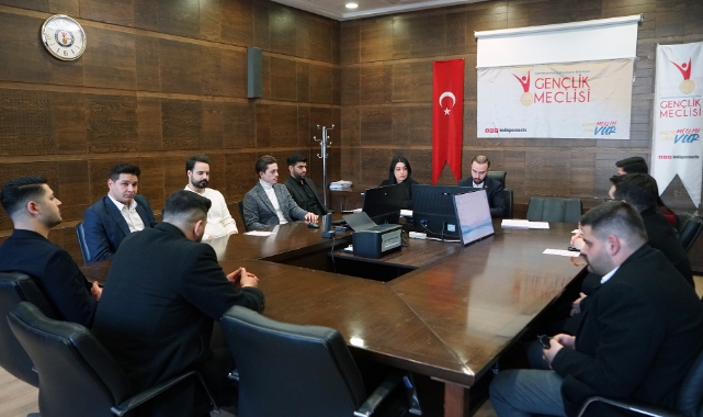 Gençlik Meclisi Yeni Üyelerini Seçiyor