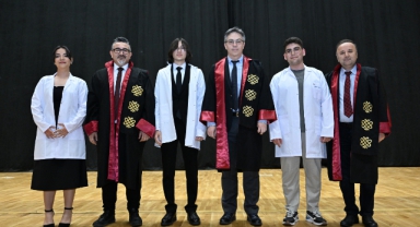 KSÜ’de Beyaz Önlük Giyme Töreni ve “İyi Hekimlik” Konulu Konferans Düzenlendi