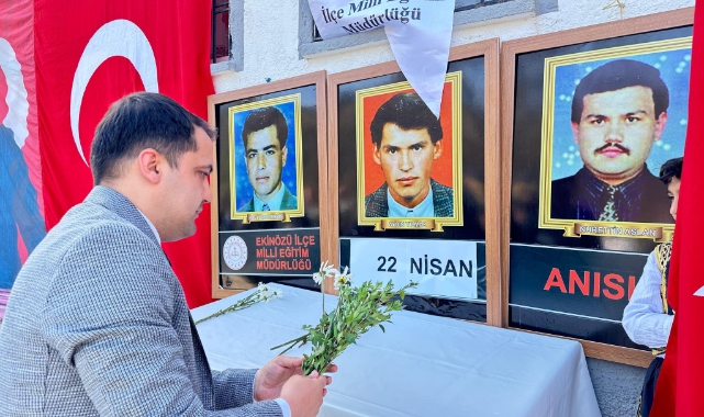 29 Yıl Önce Şehit Edilen Öğretmenler Anıldı