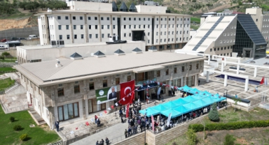 Resul Arslanhan Dulkadiroğlu Millet Kütüphanesi ve Etüt Merkezi Hizmete Açıldı