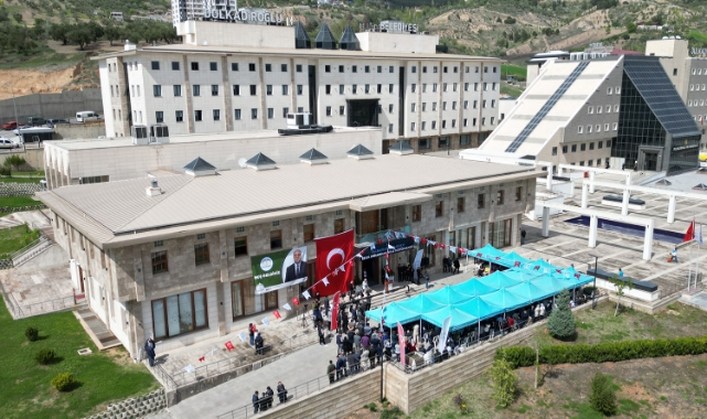 Resul Arslanhan Dulkadiroğlu Millet Kütüphanesi ve Etüt Merkezi Hizmete Açıldı