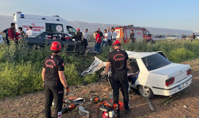 Kahramanmaraş’ta İki Otomobil Kafa Kafaya Çarpıştı: 6 Yaralı