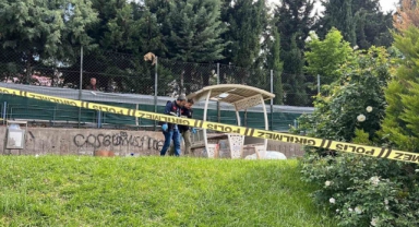 Parkta Erkek Cesedi Bulundu