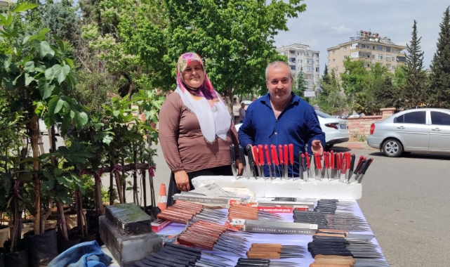 Bıçakçılık Mesleğini Ailece Yapıyorlar
