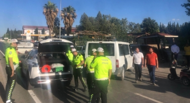 Kahramanmaraş'ta 3 Araçlı Zincirleme Kaza: 4 Yaralı