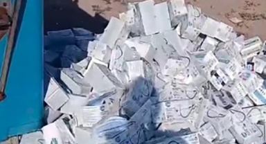 Kahramanmaraş'ta Çok Miktarda Maske Çöpe Atıldı
