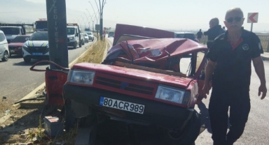 Takla Atan Otomobilin Genç Sürücüsü Hayatını Kaybetti