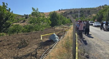 Bahçesinde Kazı Yaparken Toprak Altında Kalan Şahıs Hayatını Kaybetti