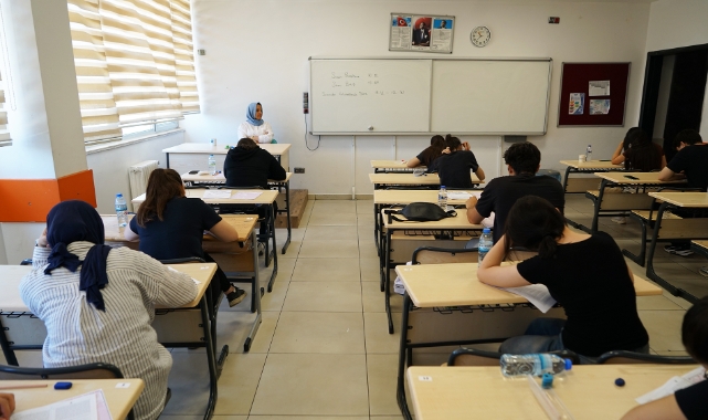 Başarıya Giden Yolda Büyükşehir Gençlerin Yanında