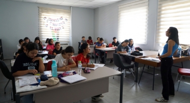 Büyükşehir’in Pusula Maraş Gençlik Merkezi, Çocukların Yolunu Aydınlatıyor