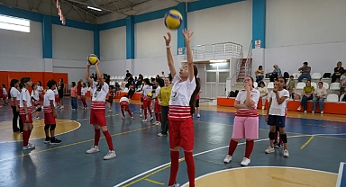 Geleceğin Sporcuları Büyükşehir'in Yaz Spor Okullarında Yetişiyor
