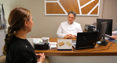 Kolon Kanseri Vakalarında Artış: Erken Teşhis Hayat Kurtarıyor