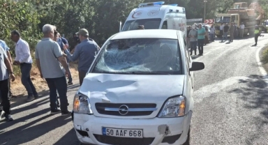 Cenazeye Gidenlere Otomobilin Çarptığı Kazada Ölü Sayısı 2'ye Yükseldi