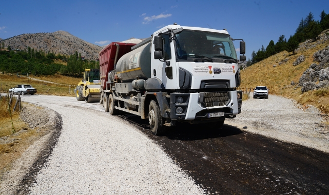 Göksun Kırsalında da Konforlu Ulaşım İçin Büyükşehir Görev Başında