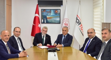 Kahramanmaraş’a 4 Yeni Spor Salonu; Şehir Spor Kenti Olma Yolunda İlerliyor