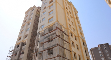 Kahramanmaraş’ta Orta Hasarlı Binalarda Güçlendirme Çalışmaları