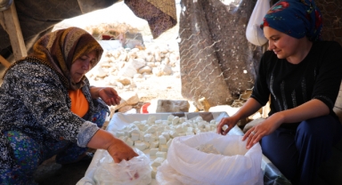 Kahramanmaraş'ta Yaylacıların Peynir ve Çökelek Üretimi Sürüyor