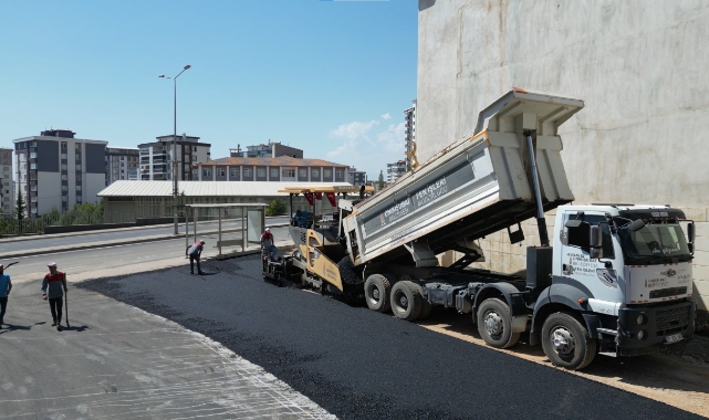 Onikişubat Belediyesinden Asfalt Atağı
