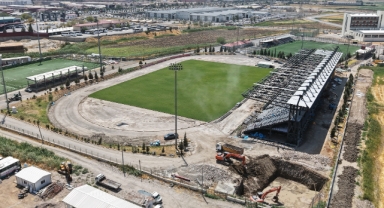 Şehrin 4 Bin Seyirci Kapasiteli Yeni Futbol Sahasında Sona Gelindi