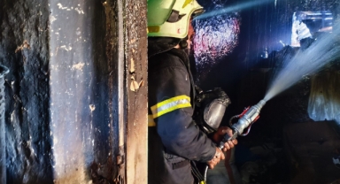 Göksun'da İki Ev Yandı