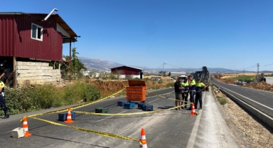 İş Makinesi Kardeşlere Çarptı: 2 Yaşındaki Hatice Öldü, Abisi Ağır Yaralandı