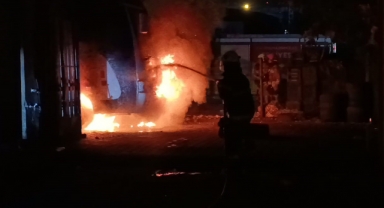 Gece Bekçileri Fark Etti: Kundaklama ve Şüpheli Düzenek Paniği Yaşandı