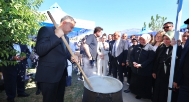 Onikişubat Bağ Bozumu Festivali Yoğun Katılımla Başladı