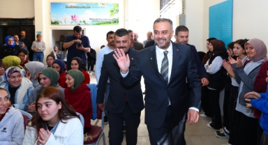 Onikişubat’ta‘Gönülleri Giydiriyoruz’ Projesi Tüm Hızıyla Devam Ediyor