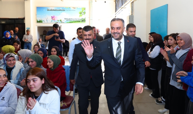 Onikişubat’ta‘Gönülleri Giydiriyoruz’ Projesi Tüm Hızıyla Devam Ediyor