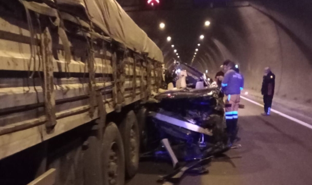 Tünelde Trafik Kazası: 1 Ölü, 4 Yaralı