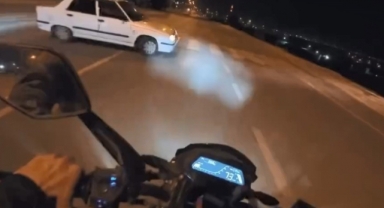 Motosikletli Çiftin Kaza Anı Kamerada