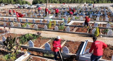Kahramanmaraş'ta Mezarlıklarda Düzenleme