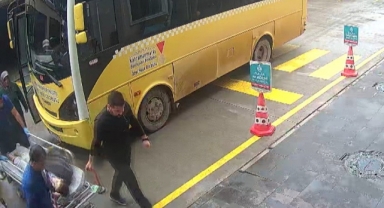 Otobüs Şoförü Bayılan Çocuğu Hastaneye Yetiştirdi