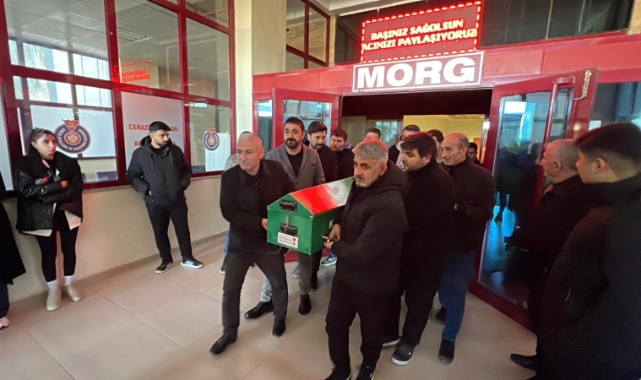 Otomobilinde Silahlı Saldırıya Uğrayan Genç Kız Toprağa Verildi
