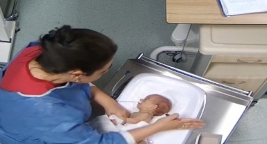 5 Günlük Deniz, Hemşire Şiddeti Sonucu Engelli Kalmış