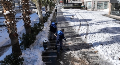 Araç ve Yaya Trafiğinde Güvenlik İçin Büyükşehir 7/24 Sahada