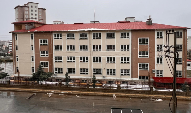 Kahramanmaraş’ın Bazı İlçelerinde Eğitime Salı Günü İçin Ara Verildi