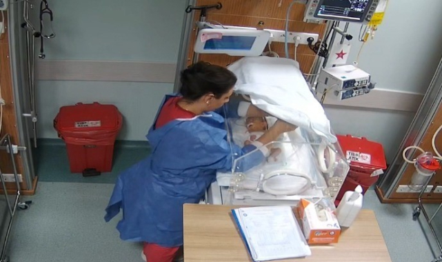 Kahramanmaraş'ta Bebeği Darbeden Hemşire Her Yerde Aranıyor