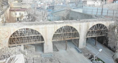 Kahramanmaraş'ta Kanlıdere Köprüsü Yeniden Ayağa Kaldırılıyor